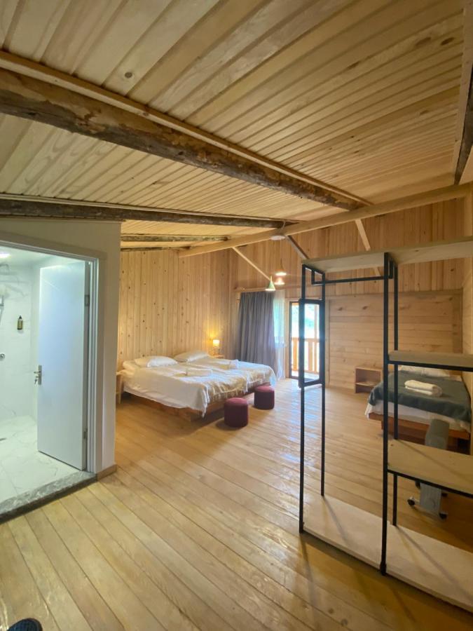 Hotel Chubezeni Местия Екстериор снимка