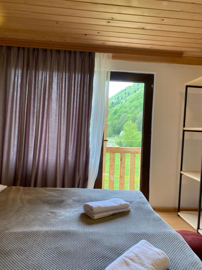 Hotel Chubezeni Местия Екстериор снимка