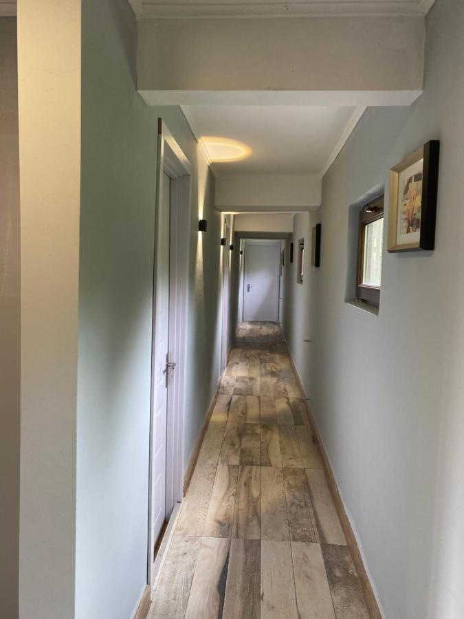 Hotel Chubezeni Местия Екстериор снимка