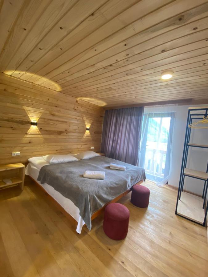 Hotel Chubezeni Местия Екстериор снимка