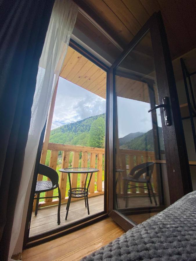 Hotel Chubezeni Местия Екстериор снимка